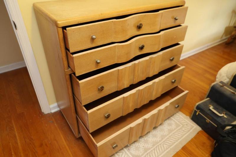 Sale Photo Thumbnail #203