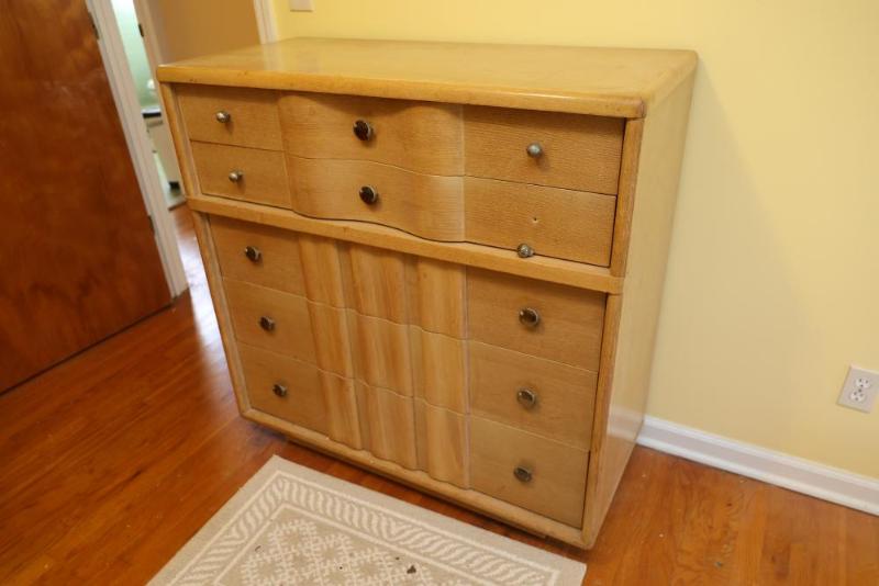 Sale Photo Thumbnail #202