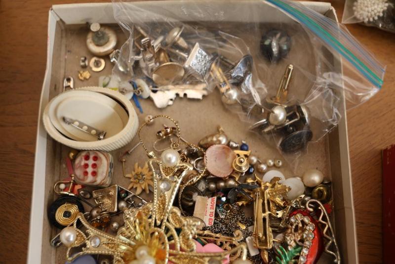 Sale Photo Thumbnail #82