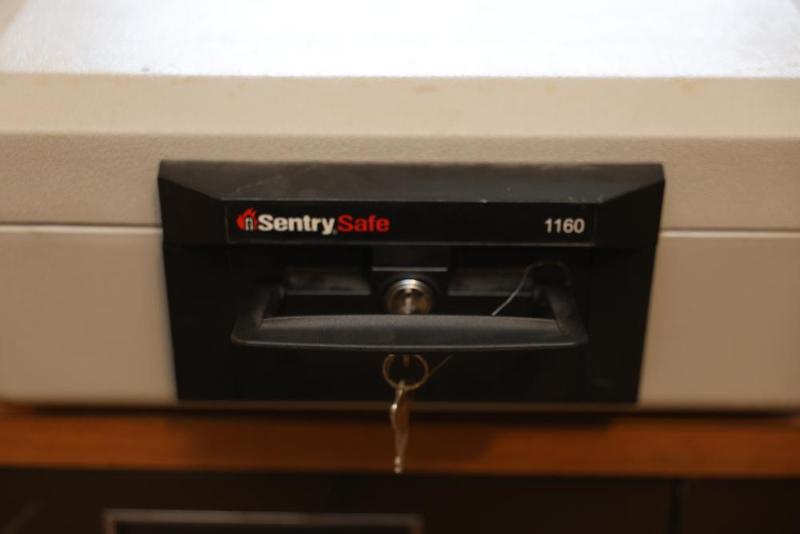 Sale Photo Thumbnail #136