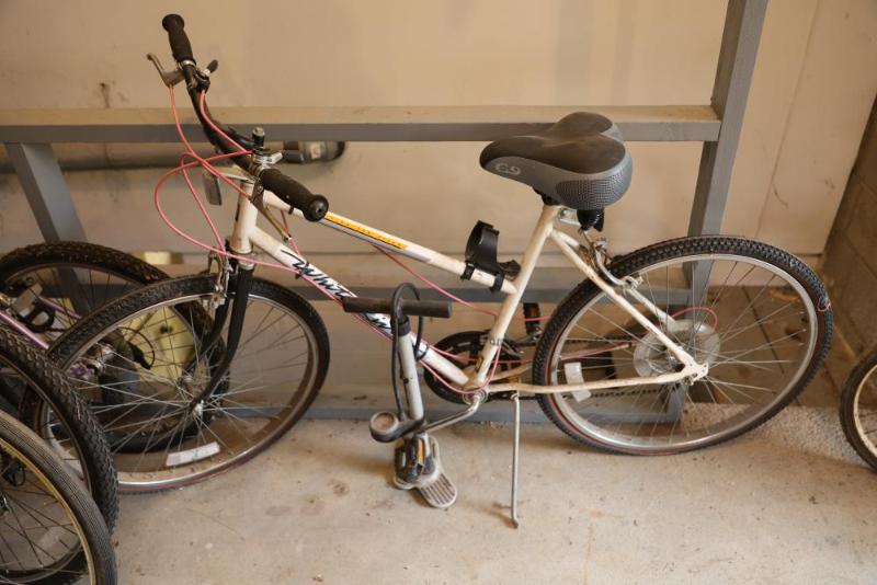 Sale Photo Thumbnail #305