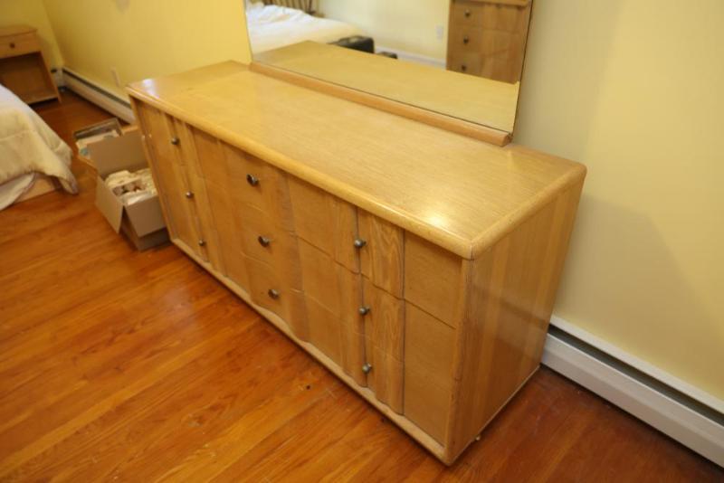 Sale Photo Thumbnail #196