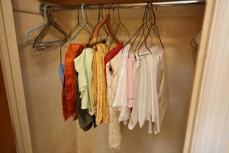 Sale Photo Thumbnail #176