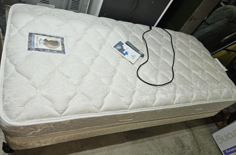 Sale Photo Thumbnail #68