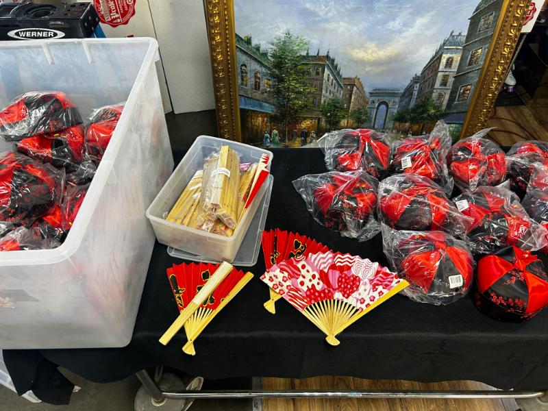 Sale Photo Thumbnail #193