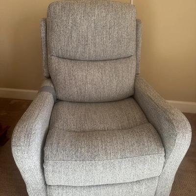 Fabric Electric Lift Recliner 