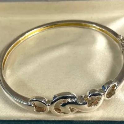 Bracelet Loom & Bracelet Making Items w/Boxes