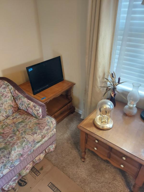 Sale Photo Thumbnail #100