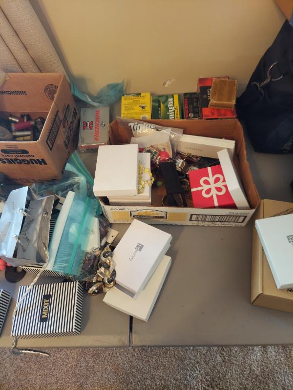 Sale Photo Thumbnail #104