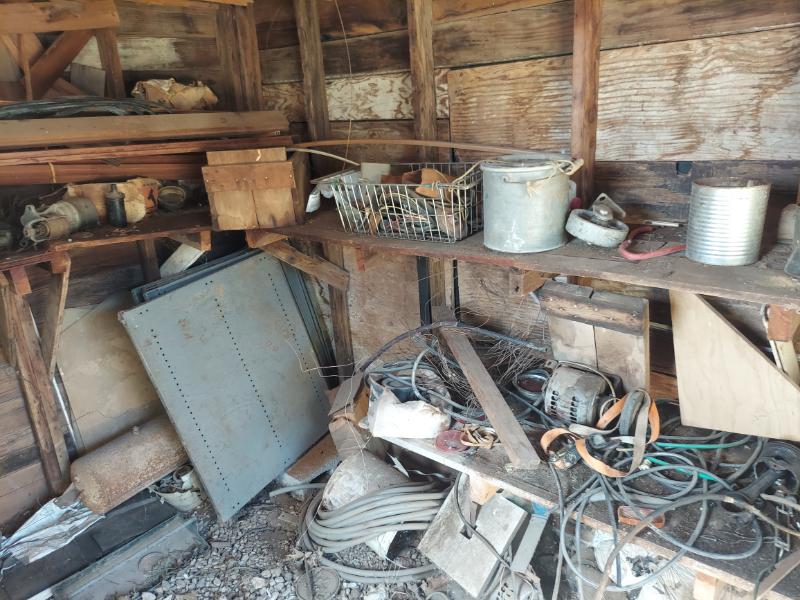 Sale Photo Thumbnail #16