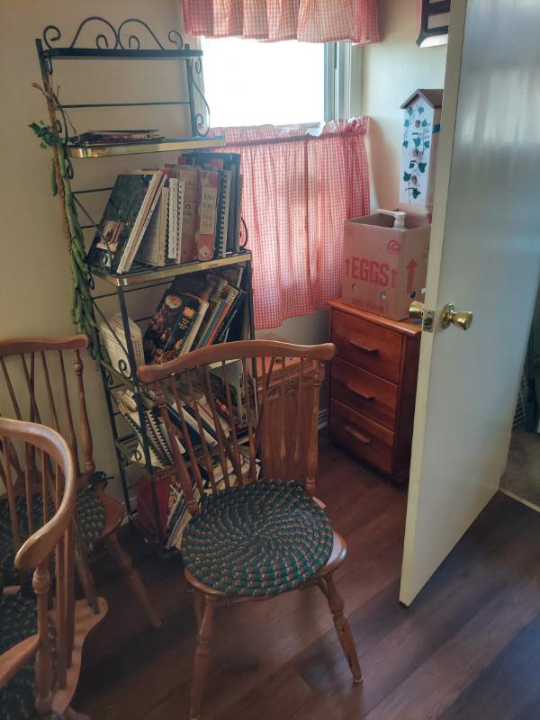 Sale Photo Thumbnail #93