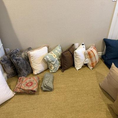 Sale Photo Thumbnail #17