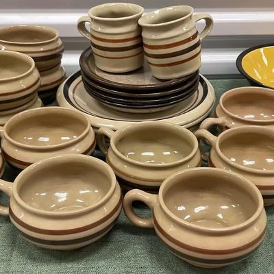 Recipe Stoneware Cups & Dishes 