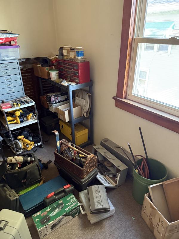 Sale Photo Thumbnail #15