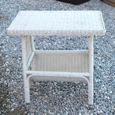 Wicker Table 