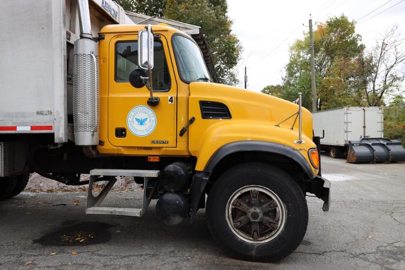 Sale Photo Thumbnail #101