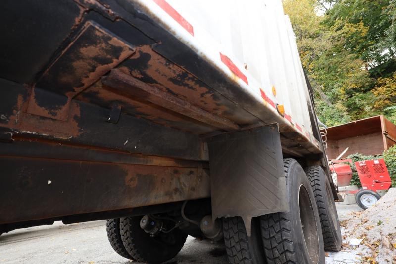 Sale Photo Thumbnail #98