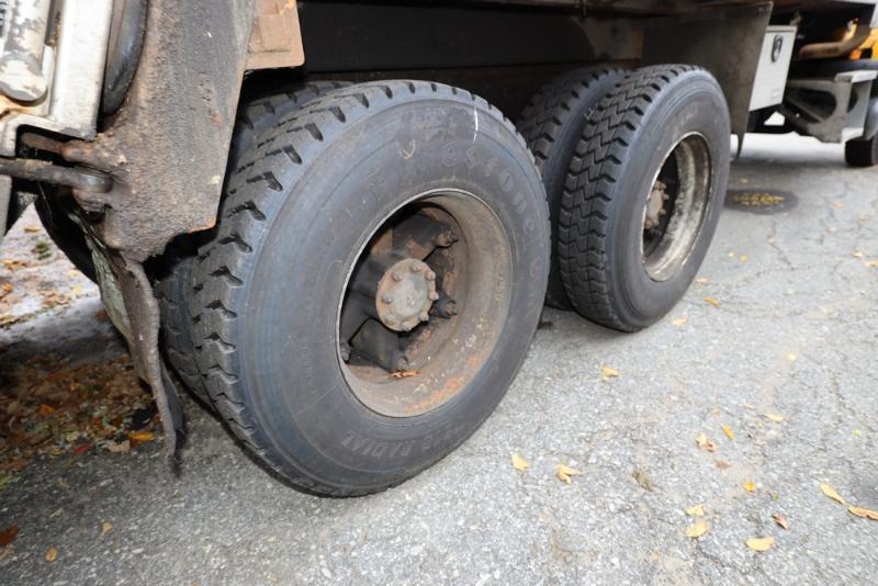 Sale Photo Thumbnail #118