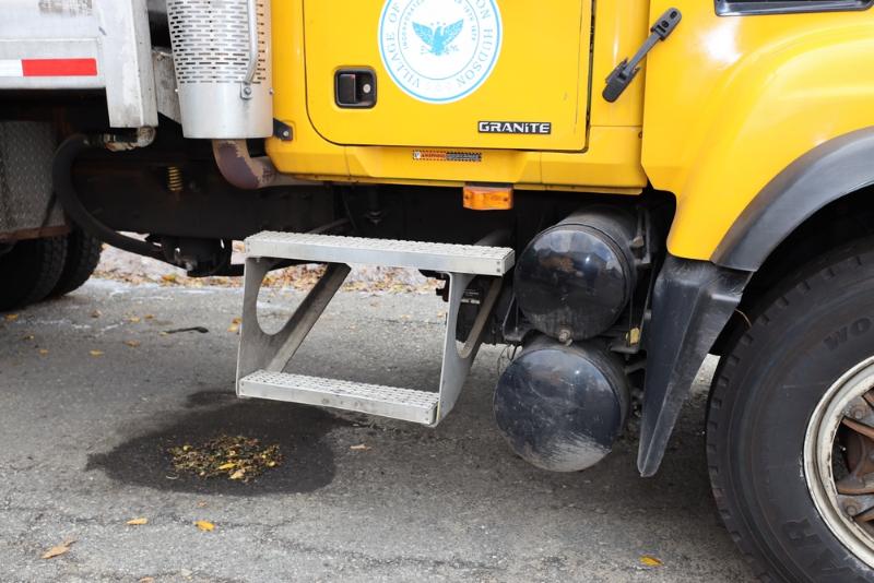 Sale Photo Thumbnail #103