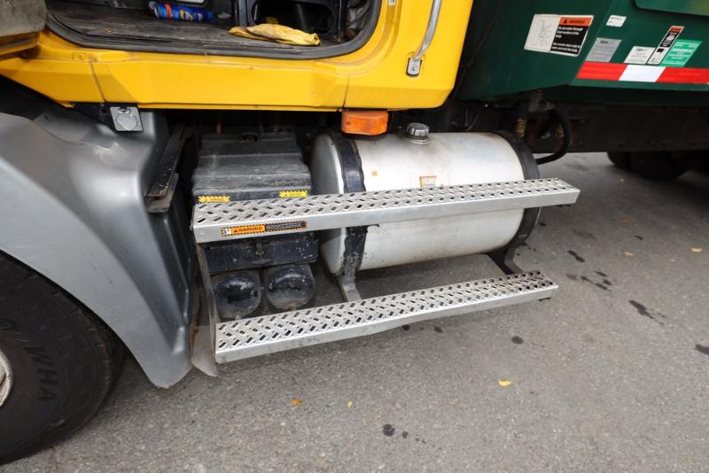 Sale Photo Thumbnail #70