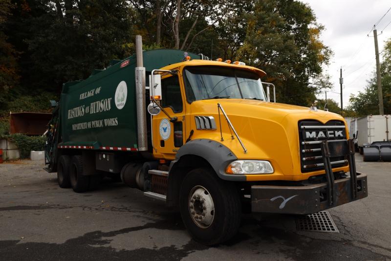 Sale Photo Thumbnail #33