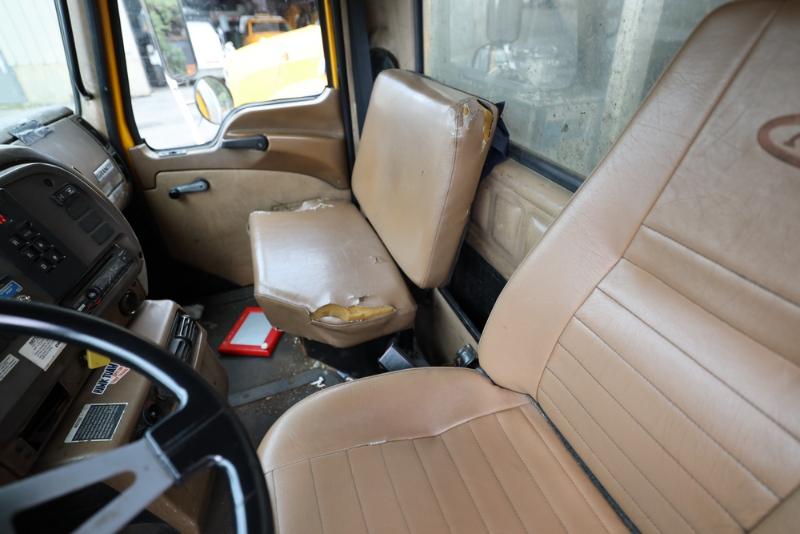 Sale Photo Thumbnail #145