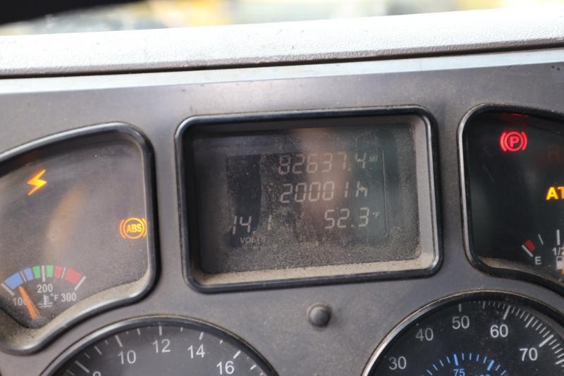 Sale Photo Thumbnail #82