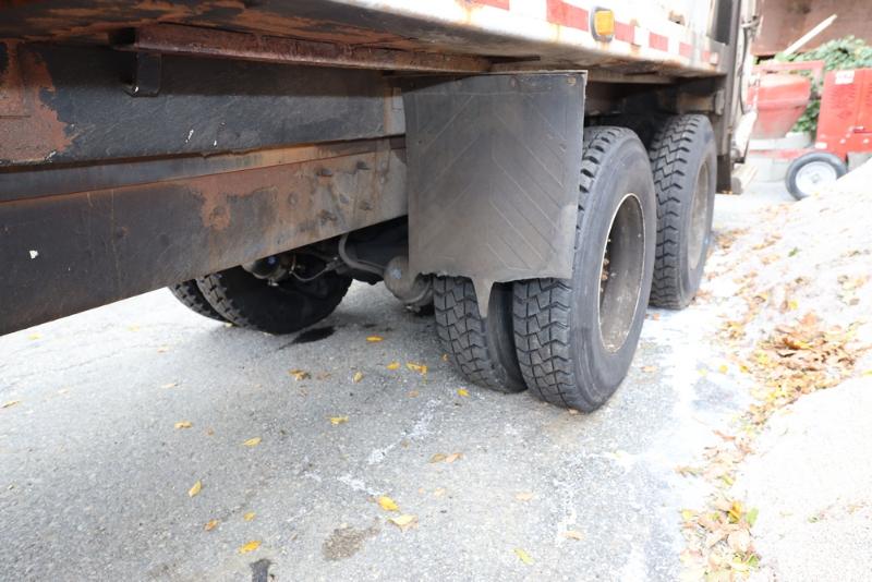 Sale Photo Thumbnail #95