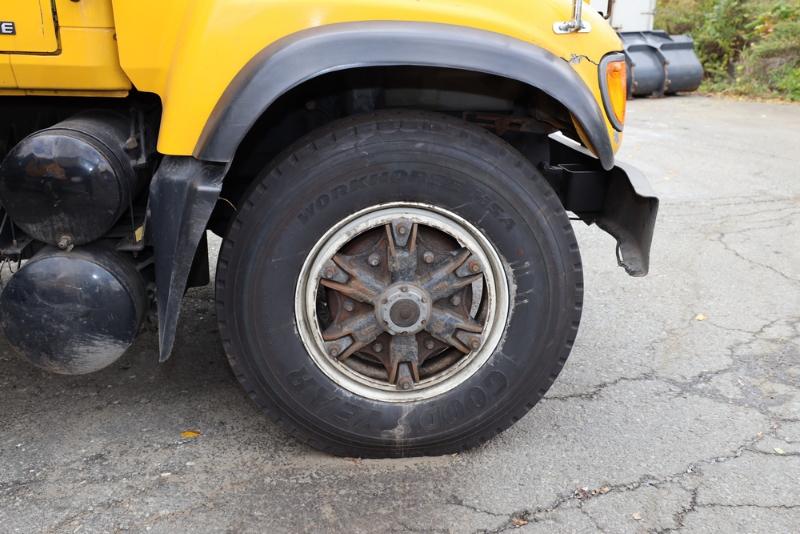 Sale Photo Thumbnail #102