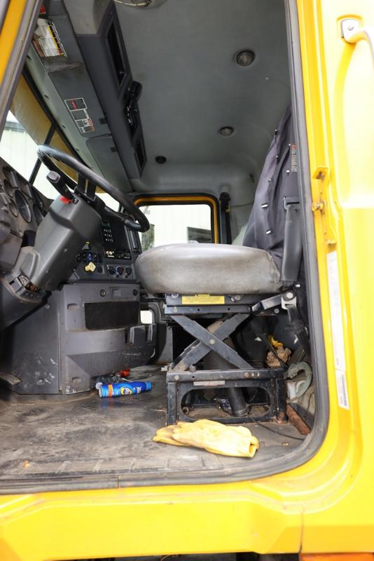 Sale Photo Thumbnail #74