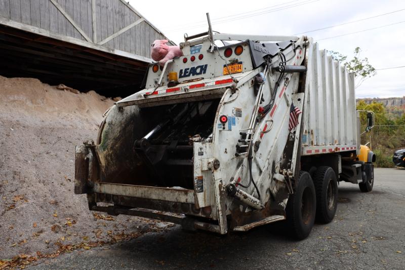 Sale Photo Thumbnail #110