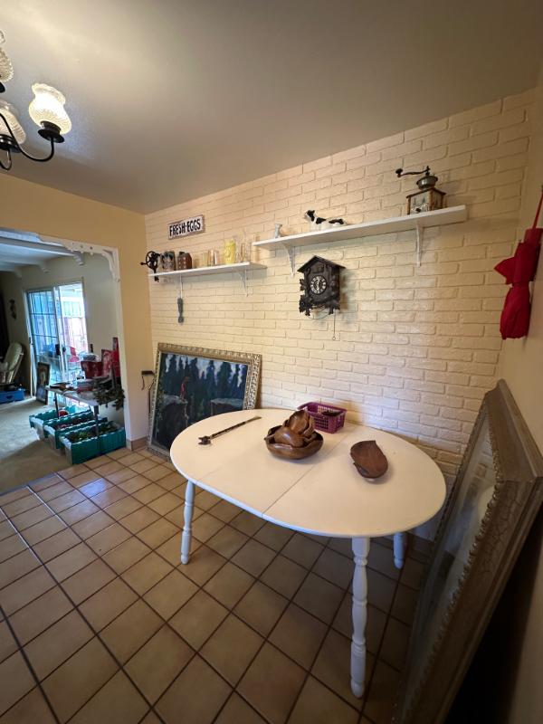 Sale Photo Thumbnail #3