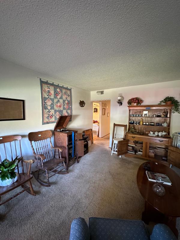 Sale Photo Thumbnail #2