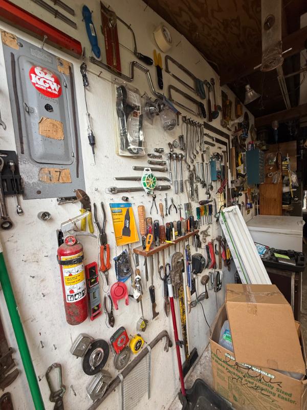 Sale Photo Thumbnail #143