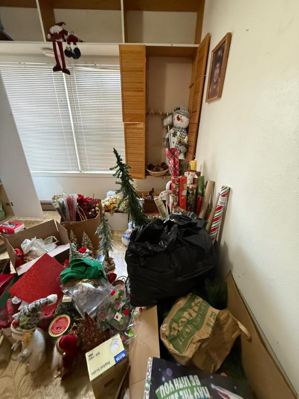 Sale Photo Thumbnail #86