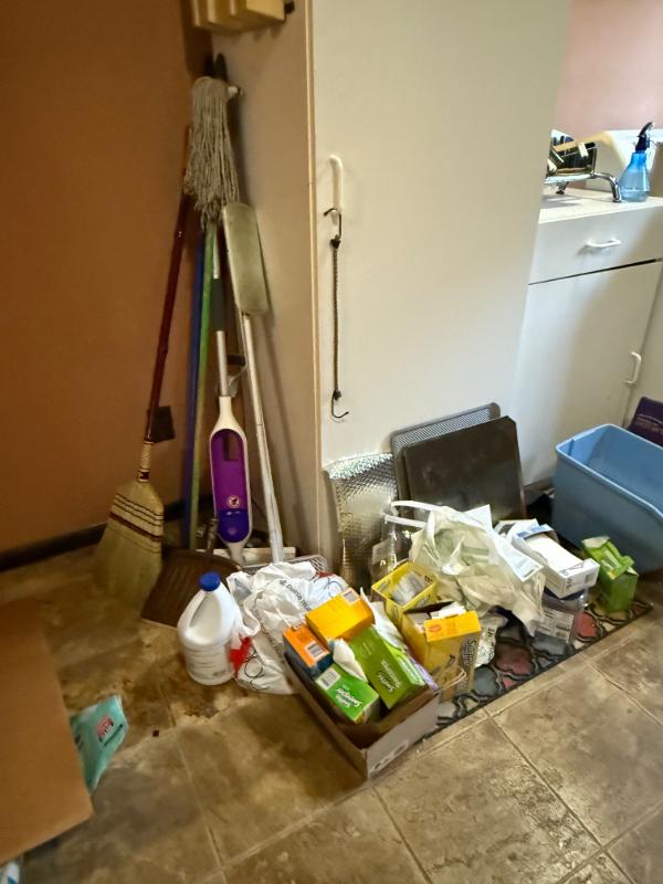 Sale Photo Thumbnail #15