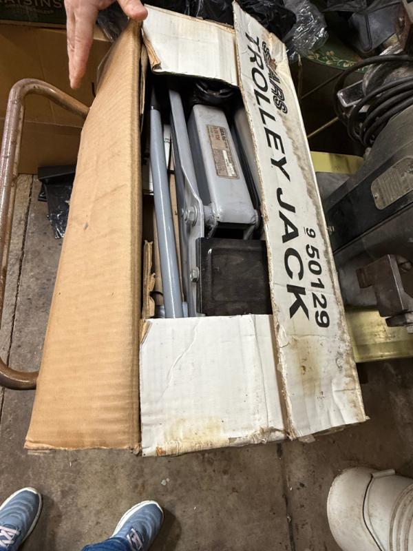 Sale Photo Thumbnail #151