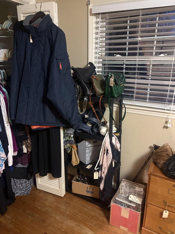 Sale Photo Thumbnail #12