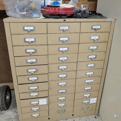 33 Drawer Metal Storage Cabinet With Tools