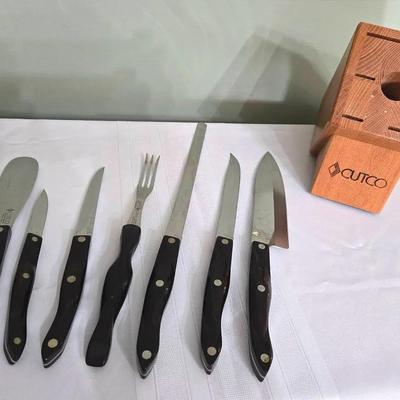 CUTCO Chef's Knives & Untensils In Block