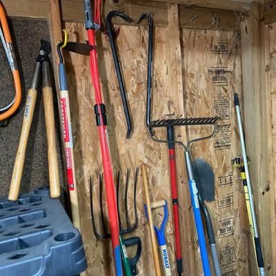 Group Of Lawn & Garden Tools 