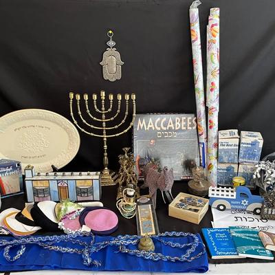 Jewish/Hanukkah Decor
