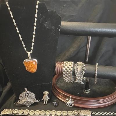 Assortment of BeautifulSterling Silver Jewelry 11 Pieces Total
