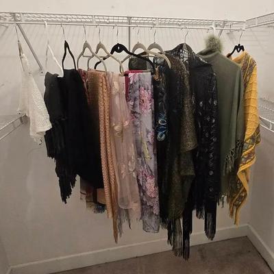 Vintage Women's Beautiful Fancy Colorful Wraps, Scarfs, Shawls & Leather Fringed Wrap(15)