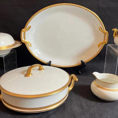 Vintage Old Abbey Limoges 