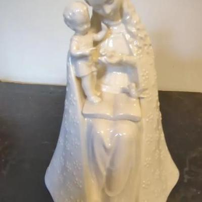 GoeGoebel Hummel Madonna