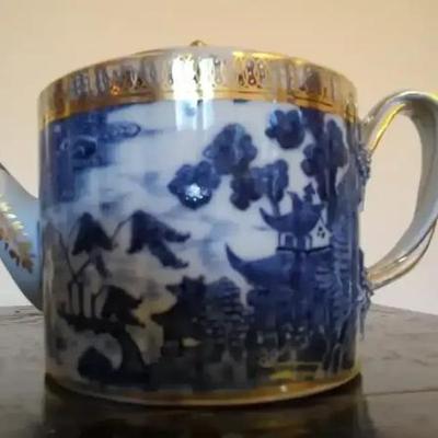 Antique Chinese Teapot