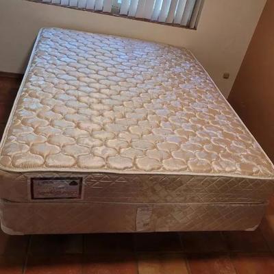 Spring Air Queen Bed