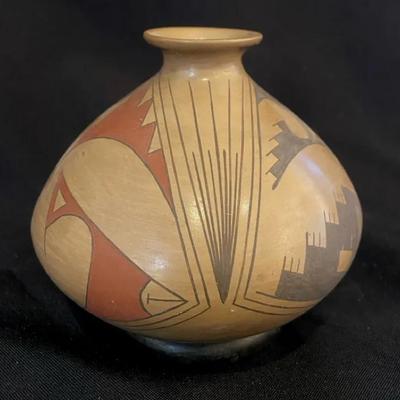 Signed Mata Ortiz Pot 