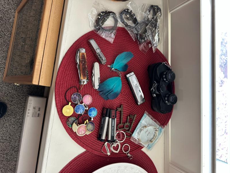 Sale Photo Thumbnail #86